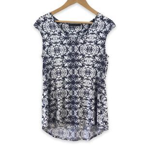 Rose & Olive navy & white cap sleeve‎ top M